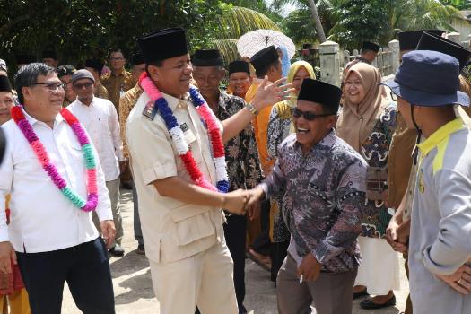 Hadiri Doa Padang Desa Pulau Kijang, Plt Minta Lestarikan Budaya, Soal Jalan Akan Kita Respons